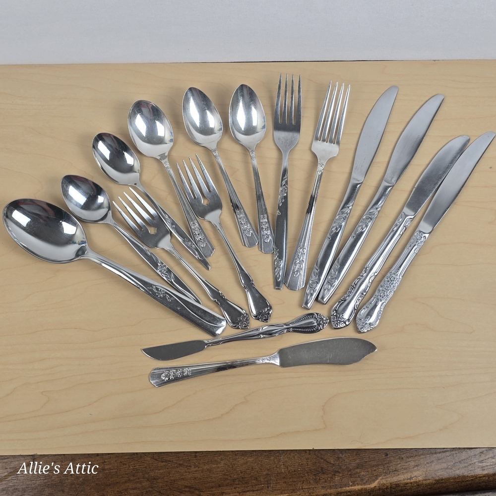 16‎ Vintage Flatware Mixed Lot Floral Ornate Silverware Oneida Fork Spoon Knife